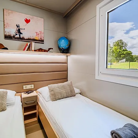 Three Bedroom Mobile Tatil Evi *